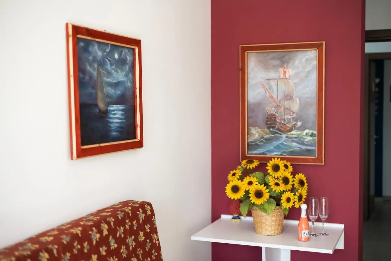 Palermonamour Art Gallery Suite ゲストハウス パレルモ