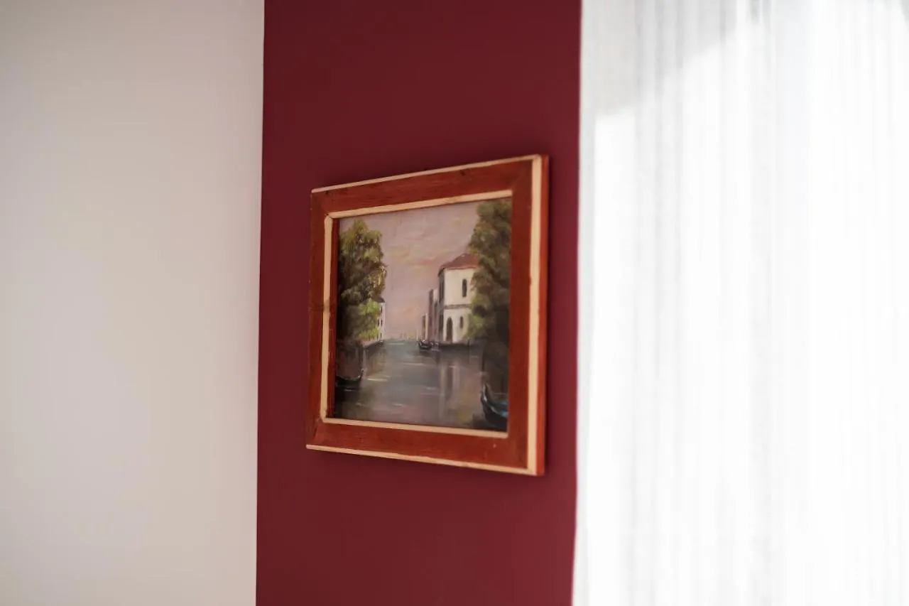 Palermonamour Art Gallery Suite Guest house Palermo