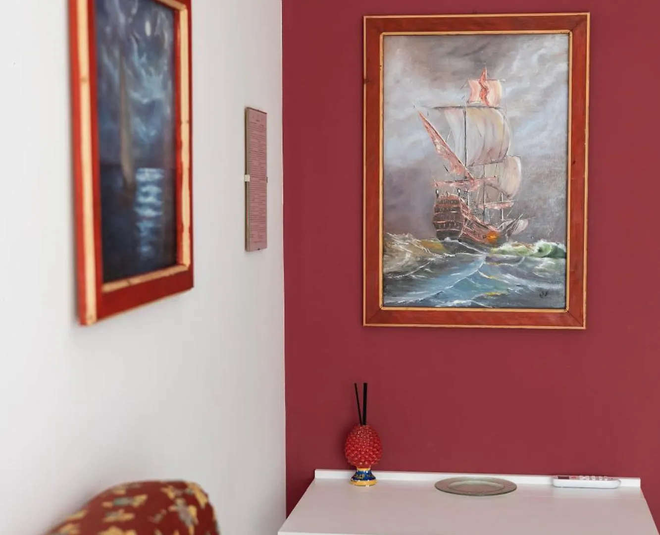 Palermonamour Art Gallery Suite